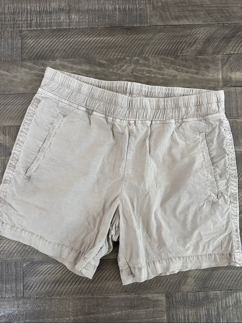 Light Beige Women's Pull-On Shorts